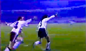 Un emotivo 4-0 en Copa Chile de 1992, donde en la última pelota el histórico Chano Garrido marca el cuarto gol, y le da la “bonificación” a Colo-Colo, pasando a la final sin necesidad de penales. | Rodrigo Alejandro Torres Leon Barra