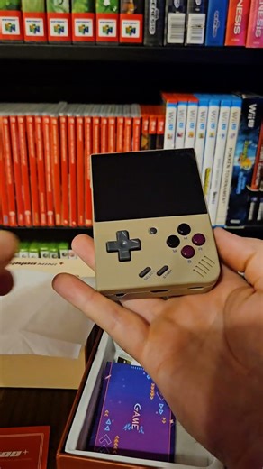 Miyoo Mini Plus – Unboxing & First Look 🎮✨