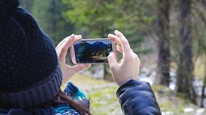 Rekam Video Lebih Stabil dengan 4 Aplikasi Stabilizer di Android Ini