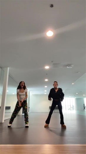 chloe and mercy (@chloe.and.mercy)’s videos with original sound - chloe and mercy