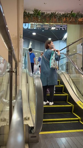 According to the Guiness Book of World Records, this is officially the smallest escalator in the whole world. Known lovingly as the Petit Escalator, you can find this tiny ride in More’s Department Store in Kawasaki. Also, see if you can’t spot the lovely lady who managed to trip on the smallest escalator in the whole wide world. | A Different Side of Japan