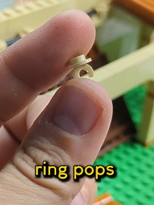 LEGO Ring Pops and D-Bricks: Easy LEGO Ring Builds