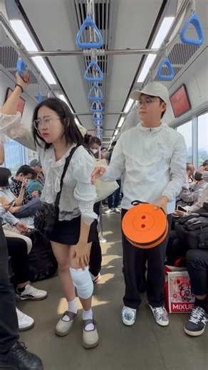 Injured Girl Calls Him an Idiot… Then Regrets It! 😢🔥 #shorts #shortsfeed​ #viralshorts