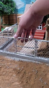 How to install a miniature chain link fence/ part 2/2 #diorama #modelhouse #maqueta | Mini construcciones