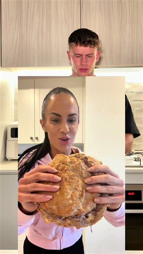 HIGH PROTEIN HUGE CHOCOLATE BREAD? 🔥 I try and remake viral fat loss recipes and tell you if they’re worth your time, effort and calories. If that sounds good, follow me ✅ Big ups @supercoach_melissa for another volume monster! 👨‍🍳 Ingredients (1 serve) 300 ml egg whites (1 1/4 cups) 1 scoop chocolate protein powder (Use @ghostlifestyle and code TORIN to save 20%) Sweetener, flavour drops or vanilla extract to taste Method Add egg whites sweetener/flavouring to a bowl Using an electric mixer,