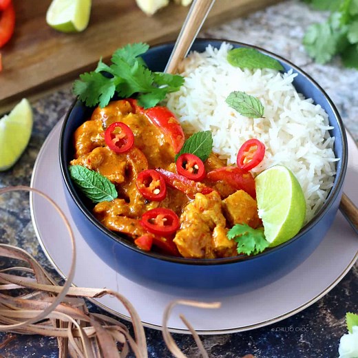 Easy Thai Red Chicken Curry - Chili to Choc