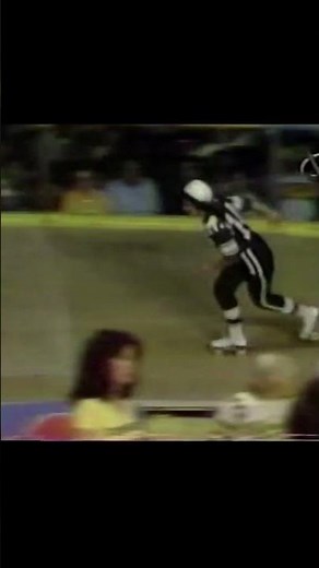1979 Roller Games - LA T-Birds vs Texas Outlaws. #rollerskating #rollerderby #latbirds #rollergirl