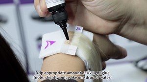 V Light Hair Extensions Kit, Mini Handheld V Light Extensions Machine with 6 LED Beads 405nm,V Light Hair Extension Lamp *1 V Light Glue*2 Remover *2 V Light Remover Tool*1 Heat Shield*2 (White Set)