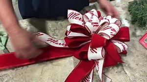 1.7M views · 4.9K reactions | HOW TO TIE YOUR CHRISTMAS BOW ❤️ Supplies: 2 Rolls of ribbon, scissors, 22 gage wire Each of our floral departments custom tie bows!  Come see us until 9 PM | New River Pottery | Facebook