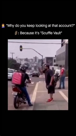 @scufflevault on Instagram: "Just @scufflevault 日本利用压电瓷砖将脚步转化为电能。这些瓷砖捕捉来自你脚步的动能。当你行走时，你的重量和动作会对瓷砖产生压力。瓷砖会轻微弯曲，从而产生机械应力。瓷砖内部的压电材料将这种应力转化为电能。每一步都会产生少量电荷，而数百万步结合在一起就能产生足够的电力来驱动 LED 灯、数字显示屏和传感器。在像涩谷车站这样繁忙的地方，每天大约有 240 万个脚步为这一系统作出贡献。这些电能可以被储存或立即使用，从而减少对传统电力来源的依赖，并支持可持续的城市基础设施。这种方法将日常运动转化为实用的可再生能源 #日本 #知识 #事实 #你知道吗 #推荐 #科技 #创新 #历史 #技术 #实验 #热门"