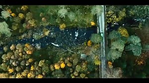 Deep Water Tráiler VO