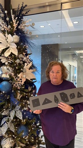 Pam's favorite - GO! Enigma Star Die - is almost gone!!! Use code FRIDAY30 to save: https://buff.ly/7iZ3QsW | AccuQuilt