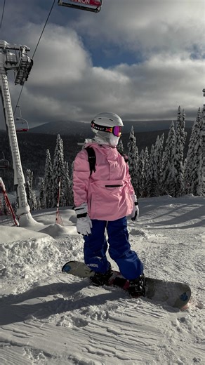Горнолыжные кемпы• Фрирайд • Обучение • Сплавы | Все совпадения случайны😅 Разверни👇 @alpski_trips — молодежные горнолыжные кемпы с обучением и без, идеальный формат: 🏠 Проживание в... | Instagram