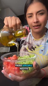 Ensalada de apio con tomate 🍅 Mamá.defatmar para acompañar mi arroz con pollo 🐥 👩‍🍳 | Mamá.defatmar