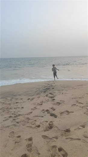 me running from the waves