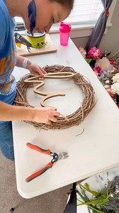 445 reactions · 53 shares | Here’s how I add a ‘Hi’ sign to my...