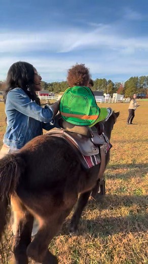 First Pony Ride 🥰🥰 | Chaba Brown