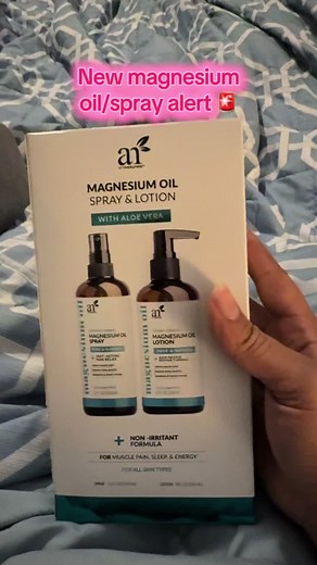 I just started using this Magnesium Oil Spray & Lotion with Aloe Vera and I’m excited to see the difference! 💆🏽‍♀️ Magnesium is known to help with muscle pain, relaxation, better sleep, and even energy levels. The spray gives fast relief for sore spots, while the lotion is slow-release for all-night support. 🌿 Non-irritant and safe for all skin types — perfect for winding down after a long day. 💤✨ Have you tried topical magnesium yet? #MagnesiumOil #MagnesiumForSleep #MuscleRecovery #Natural