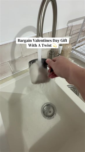 Affordable Colour Changing Mug for Valentine's Day