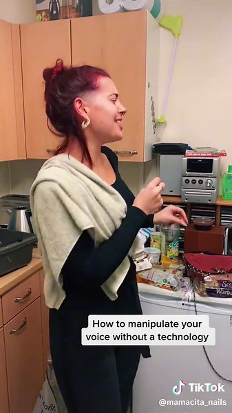 How to distort your voice without sound manipulation devices #sing #song #shakedown #music #tunes #singer