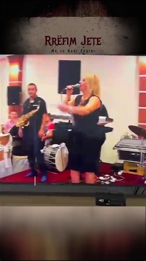 Rrëfim Jete on Instagram: "Remzije dhe Nexhat Osmani këndojnë pa pagesë në dasmën e djemve të dëshmorit Slver Maçka."