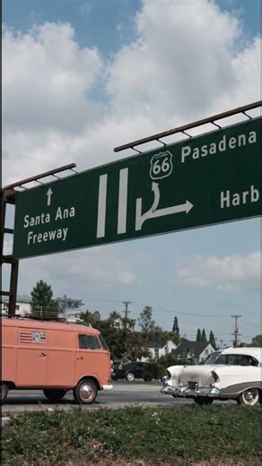 1959 Los Angeles Traffic Restored in 4K