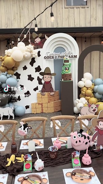 Curious George Goes to the Farm 🐮 A unique theme we put together for our client. #farm #curiousgeorge #atlanta #balloonartist #balloons #balloongarland #fyp #boythemeparty #boybirthdayparty #kidbirthday #kidparty #kidpartyideas #farmparty
