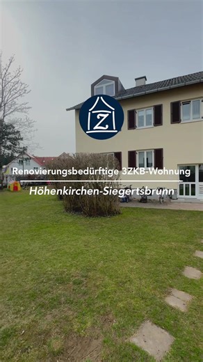 Renovierungsbedürftige 3 ZKB Wohnung mit Balkon und eigener Terrasse in Höhenkirchen Eckdaten: - Mehrfamilienhaus, Bj. 1958 - 3 ZKB Wohnung mit ca. 63qm Wohnfläche im Hochparterre - Bad mit Fenster, Badewanne, Toilette und Waschbecken - Waschmaschinen- und Trockneranschluss im Badezimmer - Bad bereits modernisiert - Großer Balkon mit Zugang zur eigenen kleinen Terrasse und Gemeinschaftsgarten - Kunststofffenster, 2-fach verglast mit Klappläden - Großes Kellerabteil mit Strom und Licht - kann kur