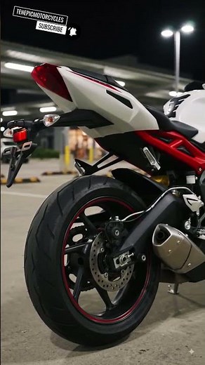 Triumph Daytona 675R ABS 2015: Triple-Cylinder Supersport Icon 🏍️🔥