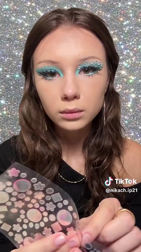 Maddie's Euphoria-Inspired Makeup Tutorial