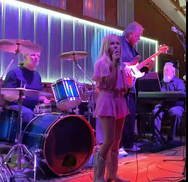 UNCHAINED MELODY - Righteous Brothers (LeAnn Rimes version) #evanriley #evanrileysings | Evan Riley