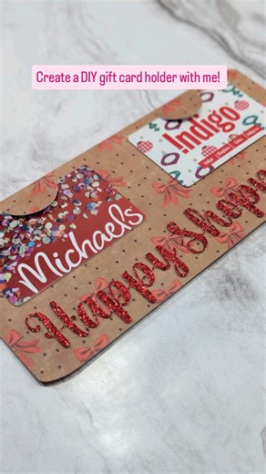 This year a lot of my gifts are gift cards and unwanted a unique way to gift them, this gift card holder was the perfect way to do that! Wrapping my brain around how to create those tabs in @cricut Design Space was a little tricky but I figured it out! Let me know in the comments if you'd like a tutorial on how I did that. Finished it off with some glitter cardstock wording and voila I have the cutest way to gift gift cards this holiday season! I'll be sharing how I did it for a single gift card