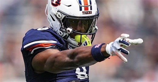 Texas lands No. 1-ranked WR transfer Cam Coleman