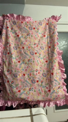 Making Baby Blankets: DIY Sewing for Newborns