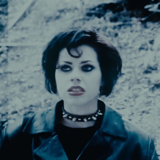 Explore the Aesthetic of Dark Edits with Nightvson