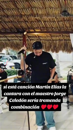 Martín Elías tendencia labios negro