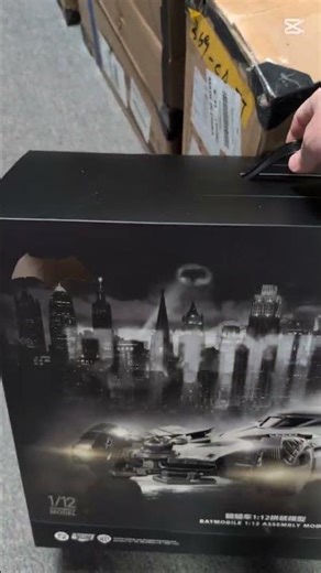 Discover the Details of Our BVS Batmobile Model Kit!