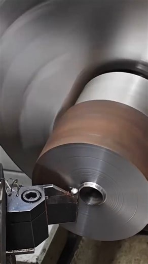 208K views · 1.7K reactions | Endlessly Satisfying Metal Turning | Cool Ideas DIY | Facebook