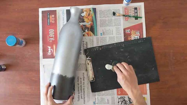 Cómo pintar un jarrón o una maceta estilo industrial (1080p_30fps_H264-128kbit_AAC)