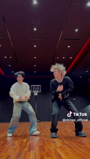 Intense SHINee Hard Challenge ft. Jimin - Dance Like Crazy