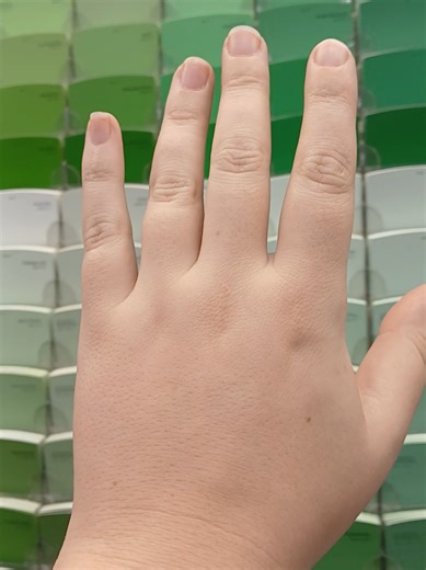 which color goes best with my skin tone? #colorpalette #mycolors #whatarecolorpalettes #fyp #colortest