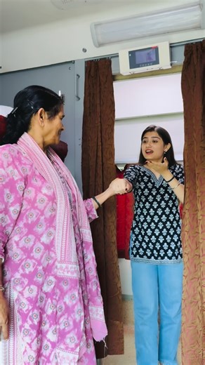 Geet era🙆‍♀️ #aayusquad #trending #viral #trendingreels #popular #instagram #viralreels #tranding #aayushikailash #latest #Geet #jabwemet #funny @aayushikailash | aayushikailash
