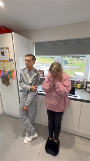 How do these two not get it 😂 | The Smithy Family