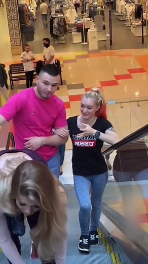 The Invisible Cameraman 😅 More like this here: https://www.instagram.com/olima_omega All my other stuff... https://linktr.ee/olima_omega | Olima Omega