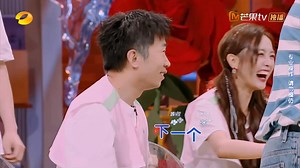 湖南卫视 芒果TV on Instagram: "#YangDi wins three rounds in a row during the splashing water game. #SongWeilong starts getting anxiety just from seeing him, as he keeps getting splashed. Watch now ➡ https://d.mgtv.com/zD-Q #杨迪 泼水三连胜，#宋威龙 看见杨迪开始有泼水阴影，光被泼水了 完整版观看请前往：https://d.mgtv.com/zD-Q #你好星期六 #HelloSaturday #Hi6 #fun #funny"