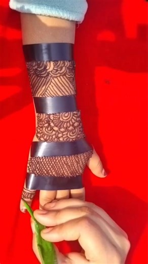 easy and beautiful menhdi design #hennadesigns #mehndi #henna #newdesigns