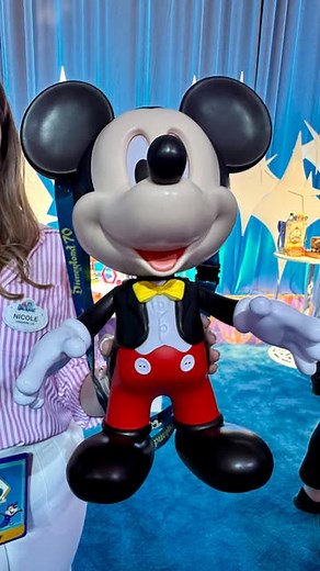 MickeyTravels on Instagram: "First look 👀 at the new Mickey Mouse Talking Popcorn Bucket for the Disneyland 70th Anniversary Celebration 🐭🎉🍿 This will be available for purchase starting May 16th at Disneyland Resort 🏰 Stay tuned for more Disneyland 70th Anniversary previews! #disney #disneyland #disneyland70 #disneyland70thanniversary #disneyresort #mickeymouse #mickeypopcornbucket @disneytravelprofessionals"