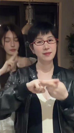 One one cùng Vương mama #vươngdịch #wangyi #王奕