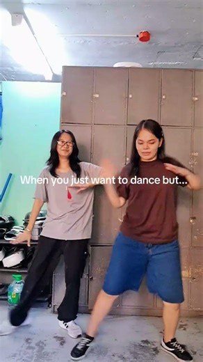 Learning Shakira's "Zoo" Dance challenge made us almost break the locker HAHAHA song from ZOOTOPIA2