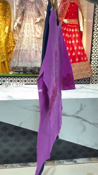 Stylish Cotton Lawn Top Paired with Baggy Jeans